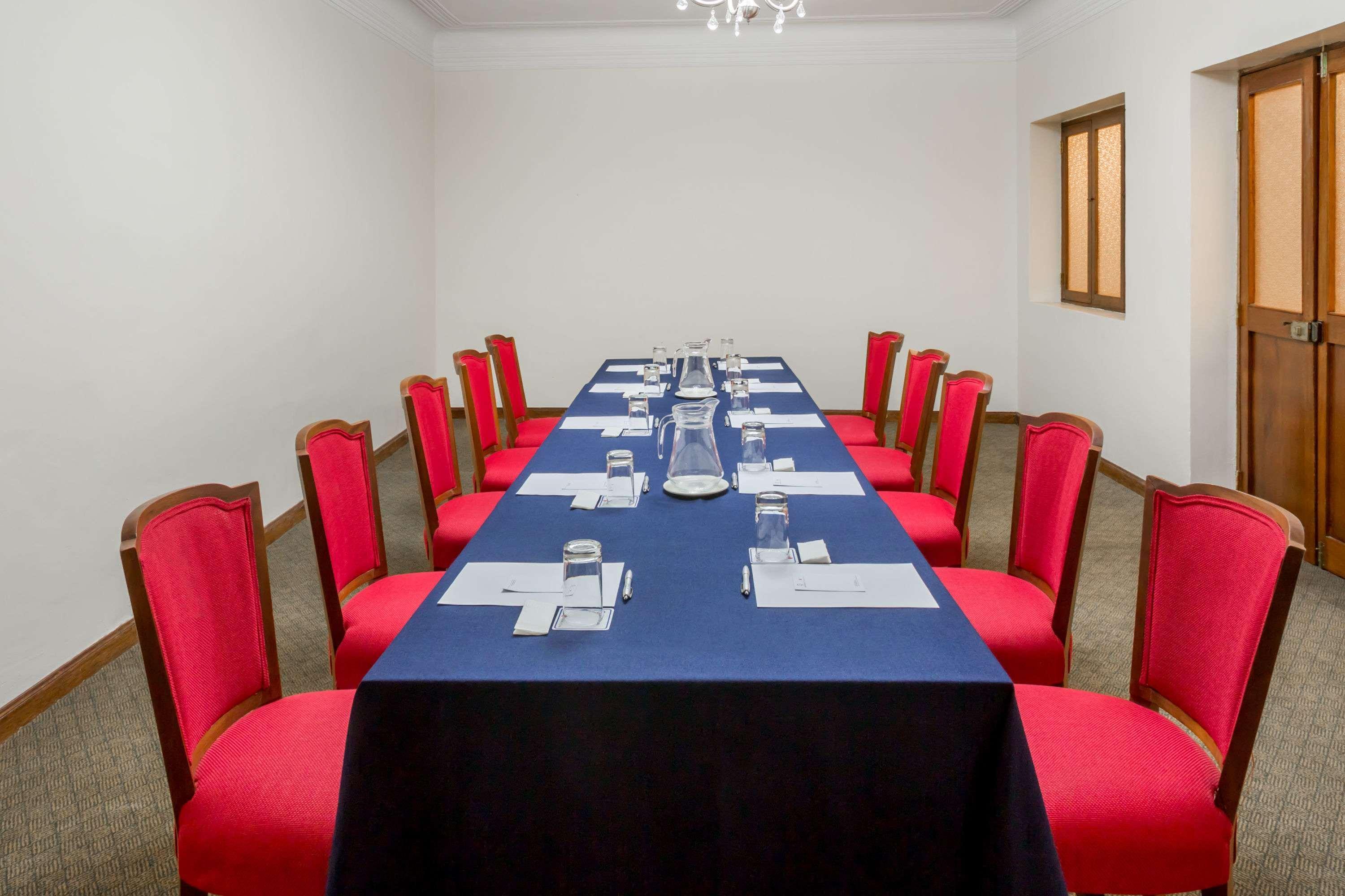Wyndham Costa Del Sol 4* Cusco