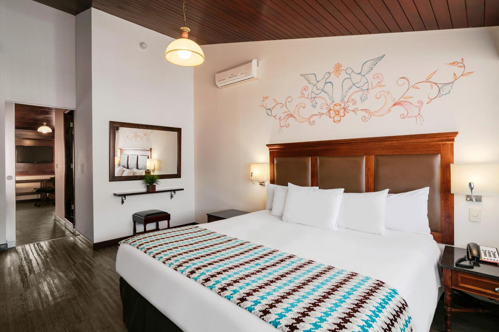 Hotel Wyndham Costa Del Sol 4*